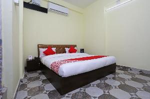 OYO 11547 Royal Treat, Cuttack