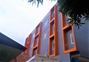 giant kost, Tangerang
