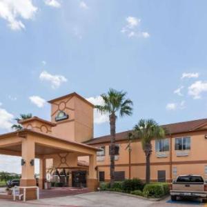 Days Inn & Suites by Wyndham Pasadena