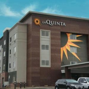 Hotels near 54 West Music Hall Wichita - La Quinta Inn & Suites by Wyndham Wichita Airport