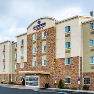 Hotels near UPMC Lemieux Sports Complex, Cranberry ...