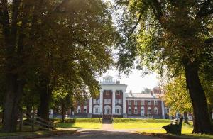 The Blackburn Inn and Conference Center, Staunton