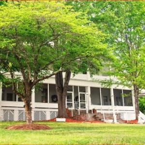 Hotels near E. J. Whitmire Stadium - Franklin Terrace Bed and Breakfast