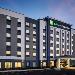 Altes Munchen Haus Hotels - Holiday Inn Express and Suites Brantford