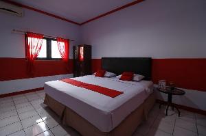 RedDoorz Plus @ Samratulangi Manado, Manado