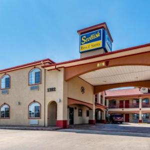 Scottish Inns & Suites IAH Airport-Beltway 8