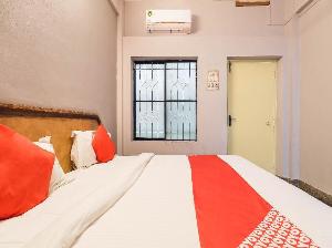 OYO 71849 Hotel Achi, Tiruppur