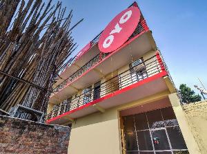 OYO 16149 Flagship Shiva Residency Artemis, Gurgaon