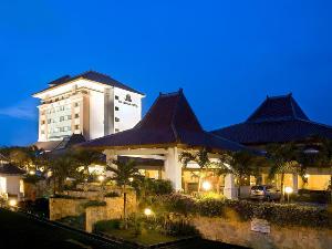 The Sunan Hotel Solo, Solo