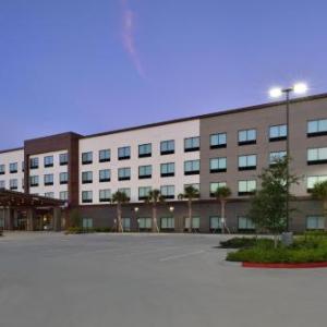 Hotels near The Woodlands Resort and Conference Center - Holiday Inn Express & Suites Spring - Woodlands Area