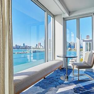 Gallagher Way Chicago Hotels - Sable at Navy Pier Chicago Curio Collection by Hilton