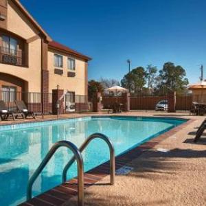 Best Western Bayou Inn & Suites