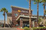 Valley Of Fire Nevada Hotels - La Quinta Inn & Suites By Wyndham Las Vegas Nellis