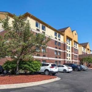 Andiamo Celebrity Showroom Hotels - Comfort Inn Warren