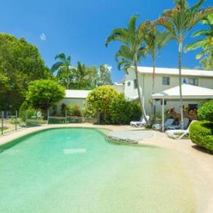 Hotels near Coolum Football Club - Noosa Entrance Waterfront Resort