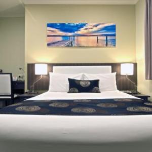 Hotels near Tabcorp Park - Park Squire Motor Inn & Serviced Apartments