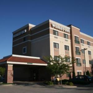 Hotels near Cessna Stadium - Wesley Inn