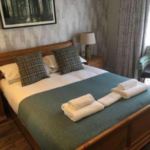 Hotels near Bath Racecourse - Charlcombe Inn