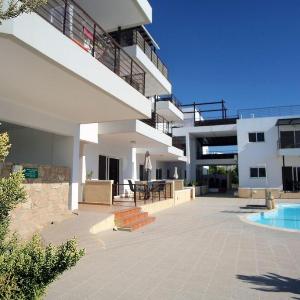 Paphos Lighthouse Luxury Apartment