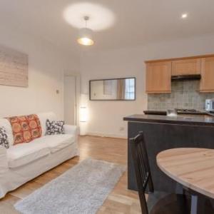 Newly Refurbished 2 Bedroom Property in Clapham