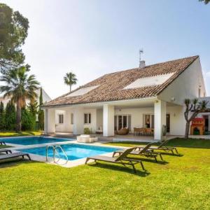 Luxury villa 14 puerto banus