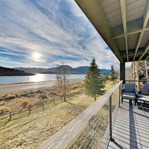 Sleek Retreat - Pool Spa - Lake & Mountain Views condo