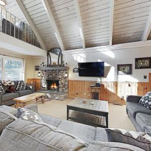 New Listing! Serene Chalet Near Skiing & Golf home