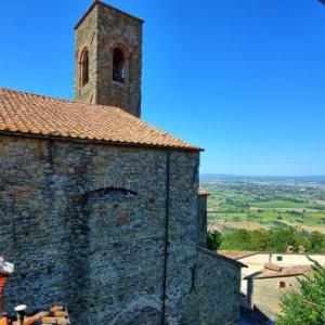 Cortona Apartment Sleeps 4 with Air Con