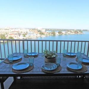 806 Harborview Grande