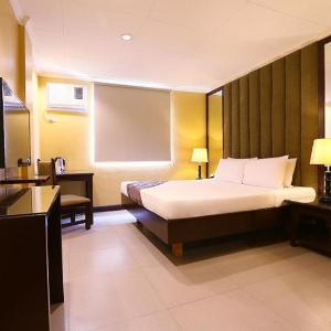 Hotel La Corona de Lipa in Batangas City