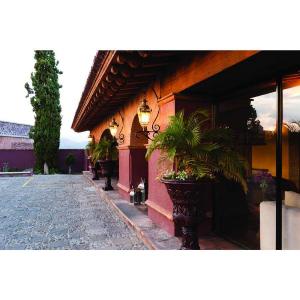 Mision Grand Casa Colorada