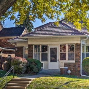 Twin Ridge Omaha House with Screened-In Porch