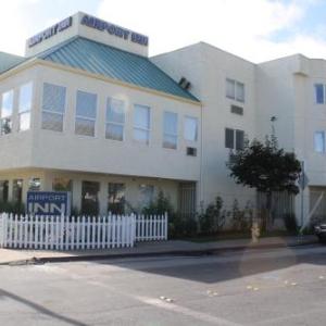 Airport Inn hotel photo