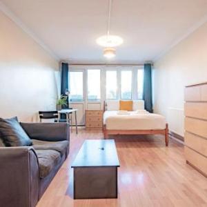 Spacious & bright Maida Vale apartment sleeps 6- Quick links central