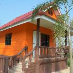 Baan see-som (orange house)