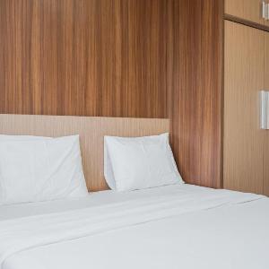 Comfortable Design 2BR Atria Residence By Travelio