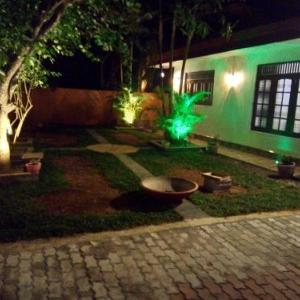 Santosa Villa