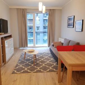 Maya's Flats & Resorts- Gdansk Walowa Shipyard