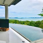 Oceanview Escape Villa 5BR w/Pool & Breakfast