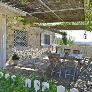 Capanne-Prato-Cinquale Villa Sleeps 6 Air Con WiFi