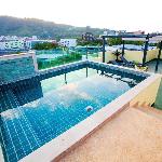 Starlight Boutique Hotel 15BR w/Pool&Gym in Patong