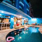 The Bluewaves Home 19BR w/Private Pool in Patong