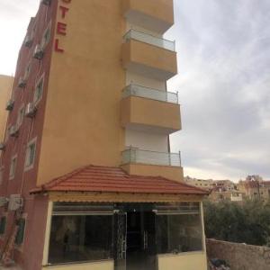 Petra Sofsaf Hotel