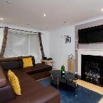 Leeds Townhouse Apartments 7 Beds in 4 Bedrooms 