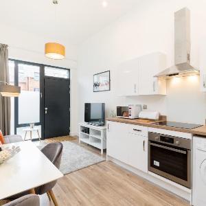 Stylish Executive Apartment - Coventry City Centre