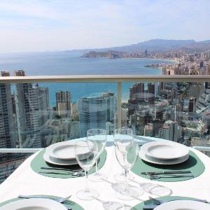 Breathtaking View 2-bedroom apartment