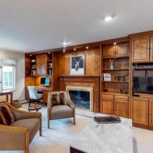 Chic Vail Village Condo