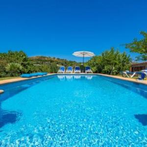 Capdepera Holiday Home Sleeps 7 with Pool and WiFi