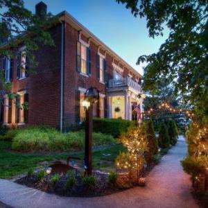 Historic Maple Hill Manor Bed & Breakfast