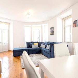 Apartment with 4 bedrooms in Lisboa with wonderful city view balcony and WiFi 17 km from the beach